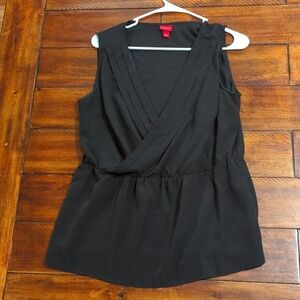 Black sleeveless Merona v-neck blouse